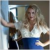 Love Bites : photo Izabella Miko