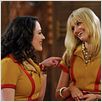 2 Broke Girls : photo Beth Behrs, Kat Dennings