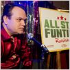 Life's Too Short : photo Shaun Williamson