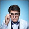 Monday Mornings : photo Alfred Molina