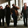 Quatre frères : photo André Benjamin, Garrett Hedlund, John Singleton, Mark Wahlberg, Tyrese Gibson