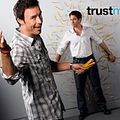 Photo : Trust Me