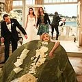 Photo Amber Tamblyn, Ashton Kutcher, Conchata Ferrell, Courtney Thorne-Smith, D.B. Sweeney