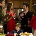 Une nouvelle vie pour Noël : Photo Cristina Rosato, J.T. Hodges, Mark Lutz, Tricia Helfer