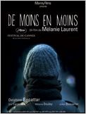 De moins en moins