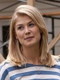 Rosamund Pike