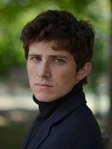 Victor Ezenfis