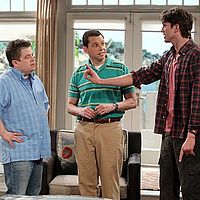 Photo Ashton Kutcher, Jon Cryer, Patton Oswalt