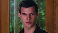 <strong>Twilight - Chapitre 4 : Révélation 1ère partie</strong> Extrait vidéo (4) VO