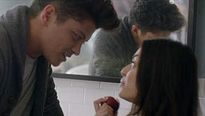 <strong>Twilight - Chapitre 4 : Révélation 1ère partie</strong> Vidéo clip VO