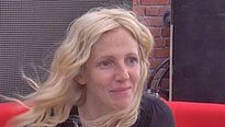 <strong>Sandrine Kiberlain</strong> Interview 3: Aimer, boire et chanter