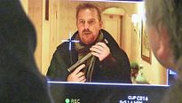 3 Days to Kill - MAKING OF VOST "Les personnages"