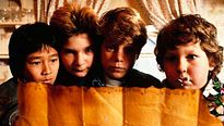 <strong>Les Goonies</strong> Bande-annonce (2) VO