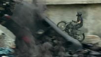 Expendables 3 - EXTRAIT : "Moto" VF