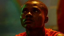 <strong>Manos Sucias</strong> Bande-annonce VO