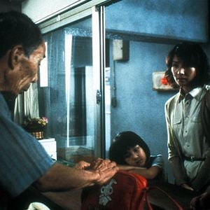 Dark Water film 2002 AlloCiné