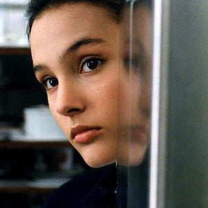 La fille seule 1995 - IMDb