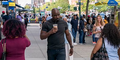 Marvel's Luke Cage, BoJack Horseman, Margaret... ces héros qui supportent mal la célébrité