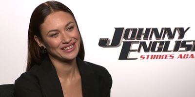 Johnny English contre-attaque : "J'avais l'impression de refaire James Bond mais avec de l'humour", confie Olga Kurylenko