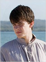 Skandar Keynes