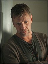 Mikael Persbrandt