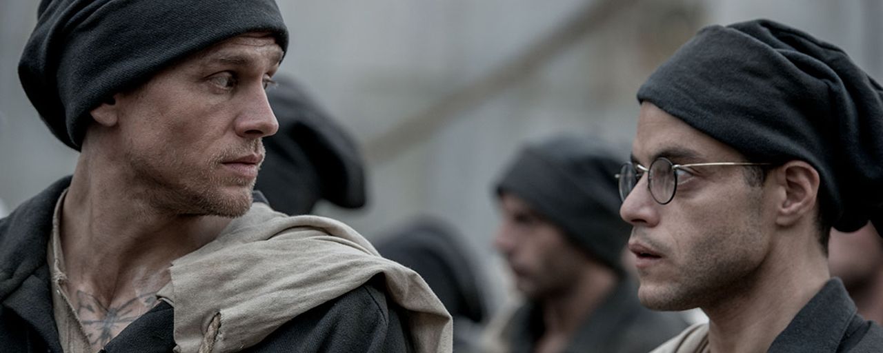 Papillon : les premières photos de Charlie Hunnam et Rami Malek dans le remake