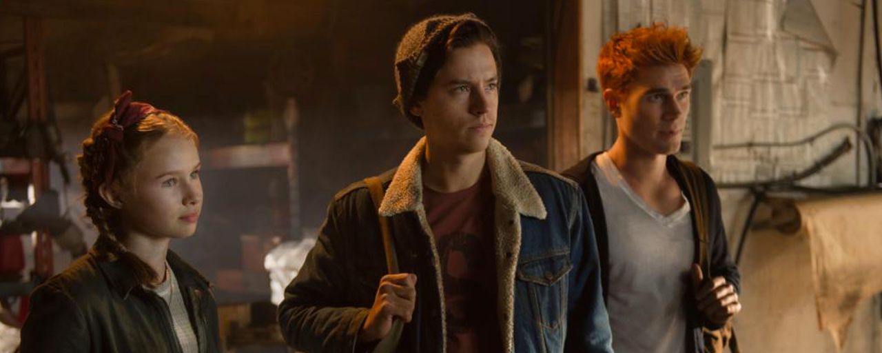 Riverdale saison 3 : Jughead retrouve sa mère et sa soeur dans le teaser du final de mi-saison
