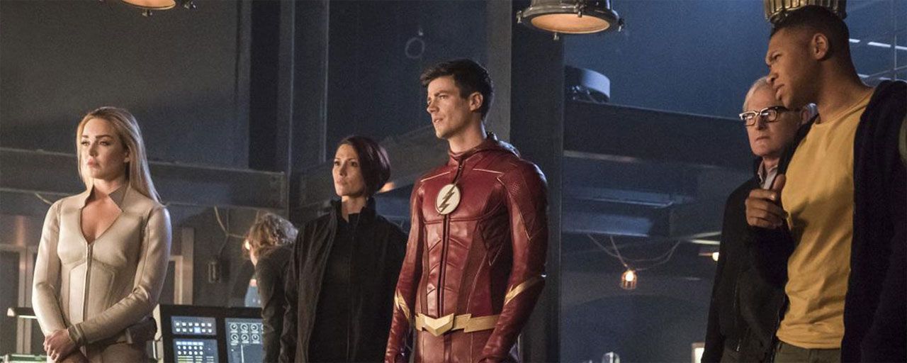 Arrow, Flash, Charmed, Roswell : la CW dévoile les premières images pour 2019