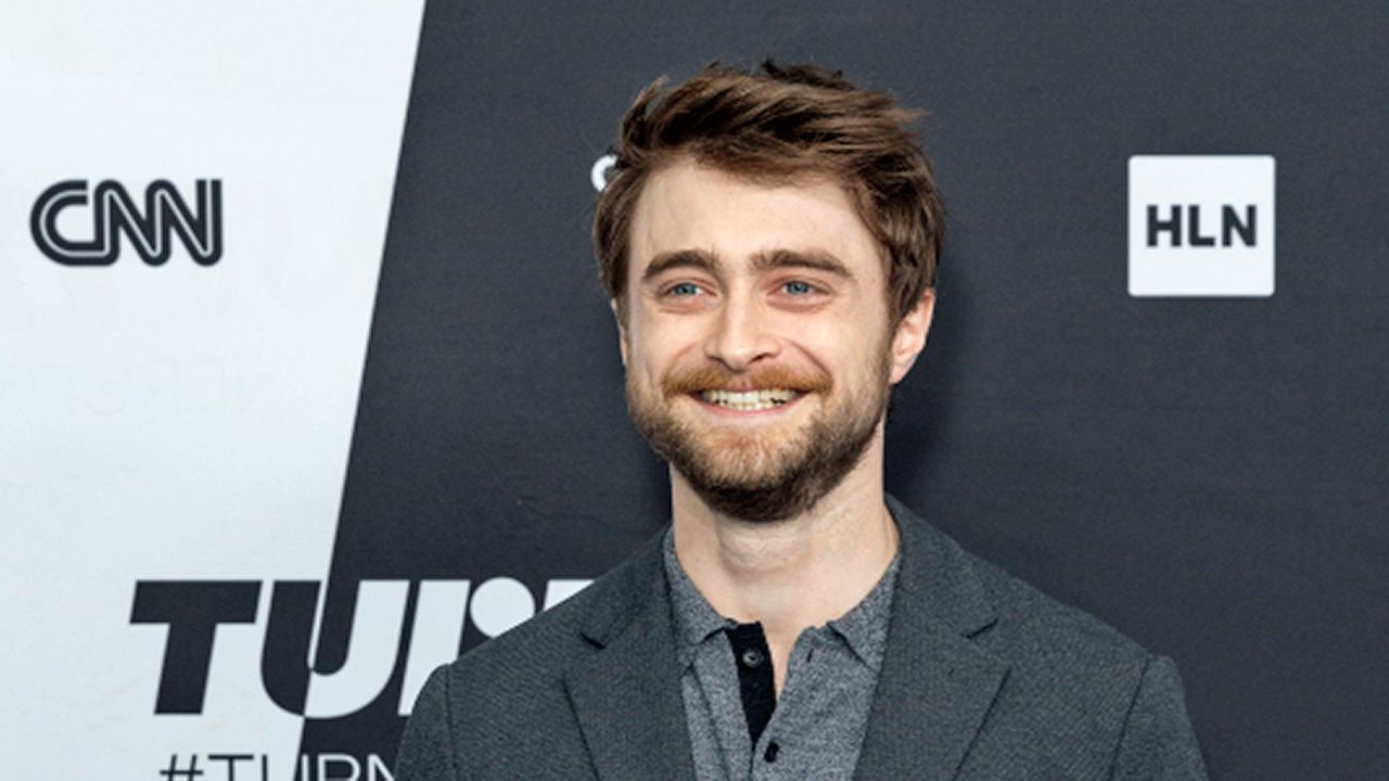 Daniel Radcliffe réagit face à sa toute première apparition au cinéma