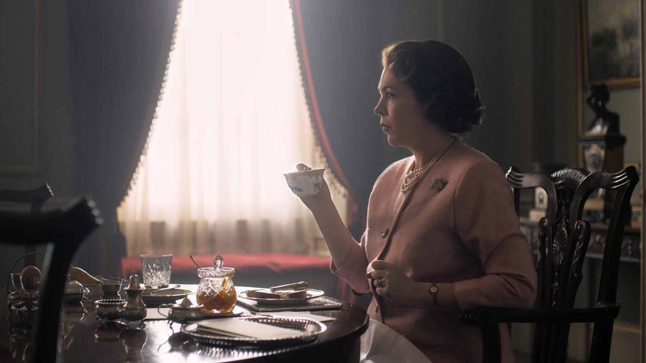 The Crown saison 3 : "brillant", "magistral", "remarquable", que pense la presse du nouveau casting ?