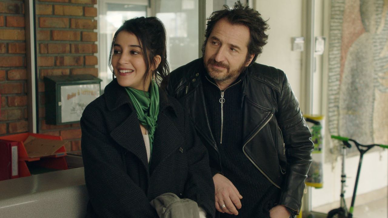 La lutte des classes sur France 2 : sous le vernis de la comédie, un vrai film militant sur le vivre ensemble