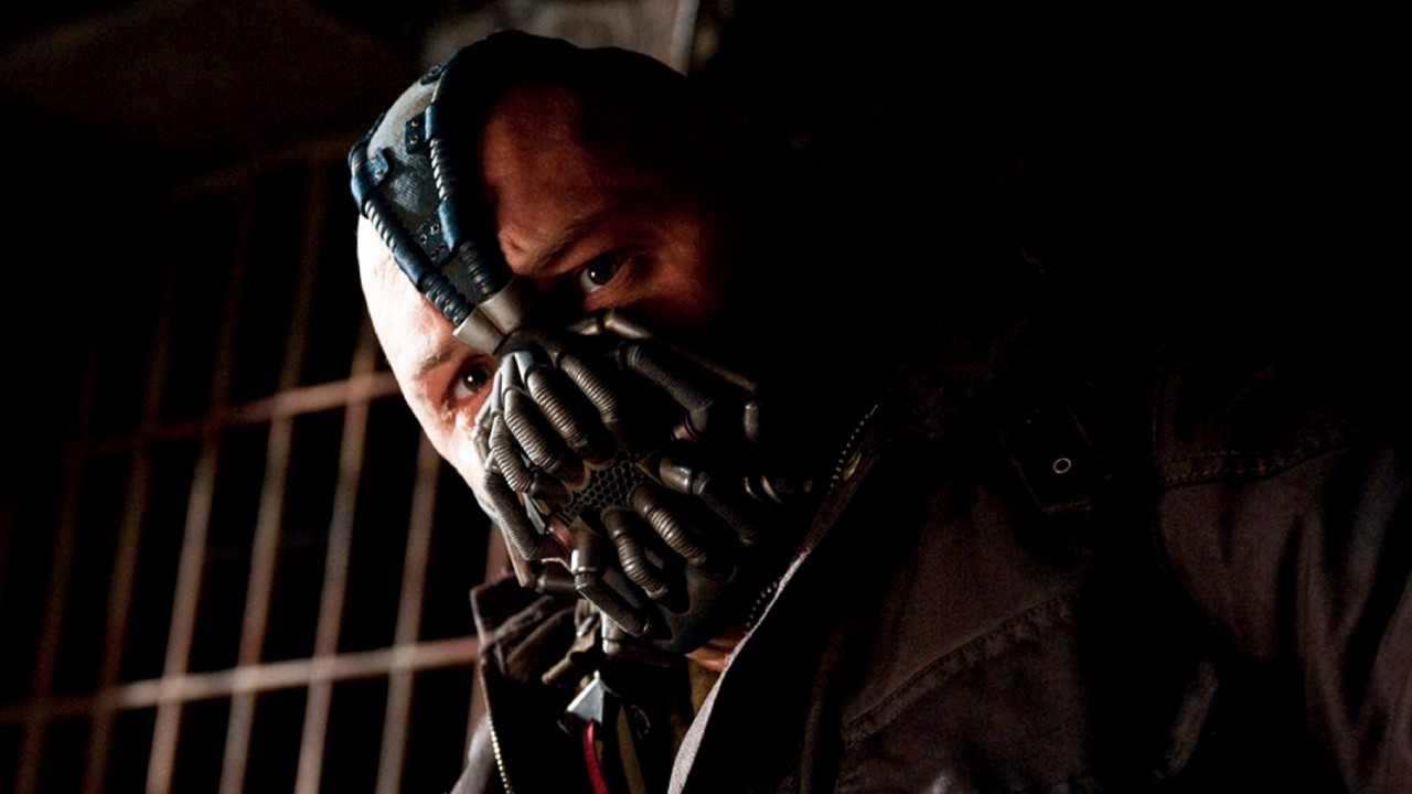 Batman The Dark Knight Rises : comment Tom Hardy a-t-il trouvé la voix de Bane ?