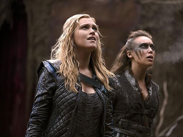 Eliza Taylor Films Et Programmes Tv Les 100 : Photo Alycia Debnam-Carey, Eliza Taylor - 295 sur 473 - AlloCiné