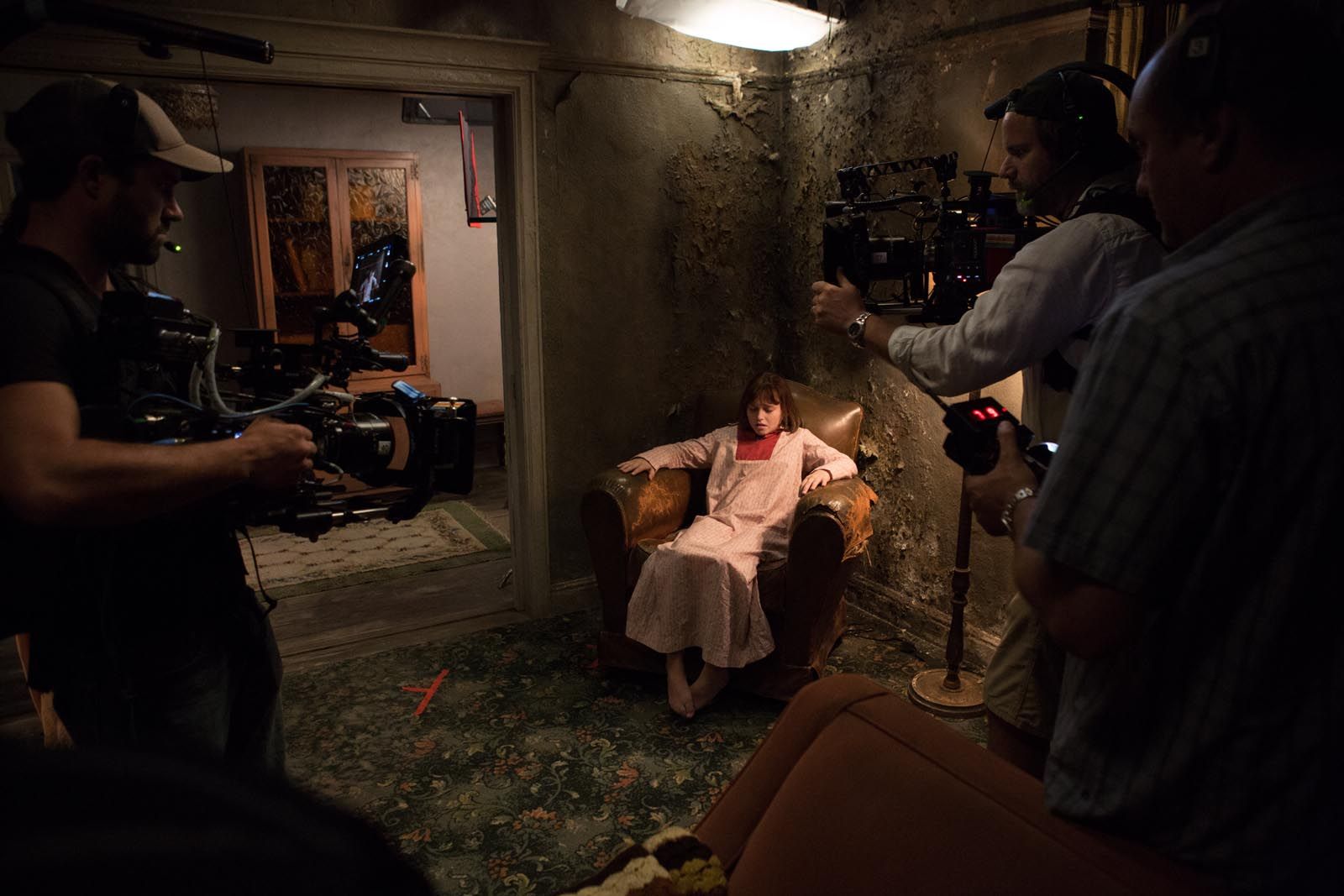 Regarder Conjuring 2 : Le Cas Enfield Photo du film Conjuring 2 : Le Cas Enfield - Photo 22 sur 36 - AlloCiné