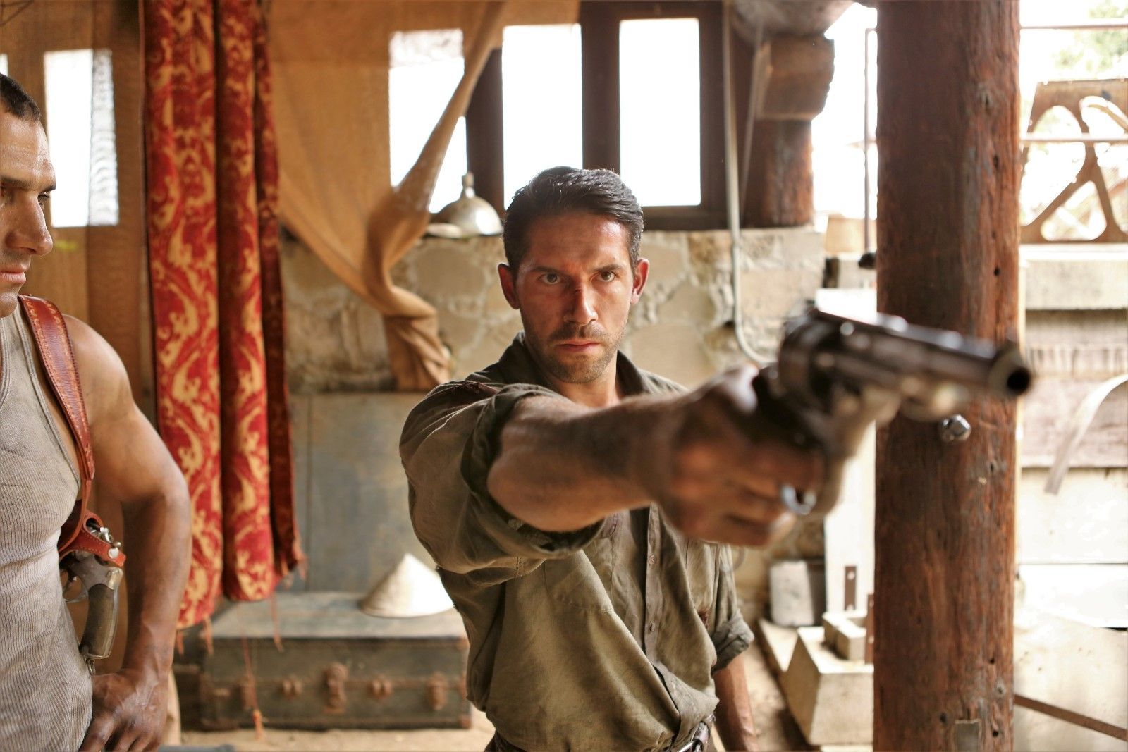 Photo de Scott Adkins - Chien sauvage : Photo Scott Adkins Photo de Scott Adkins - Chien sauvage : Photo Scott Adkins