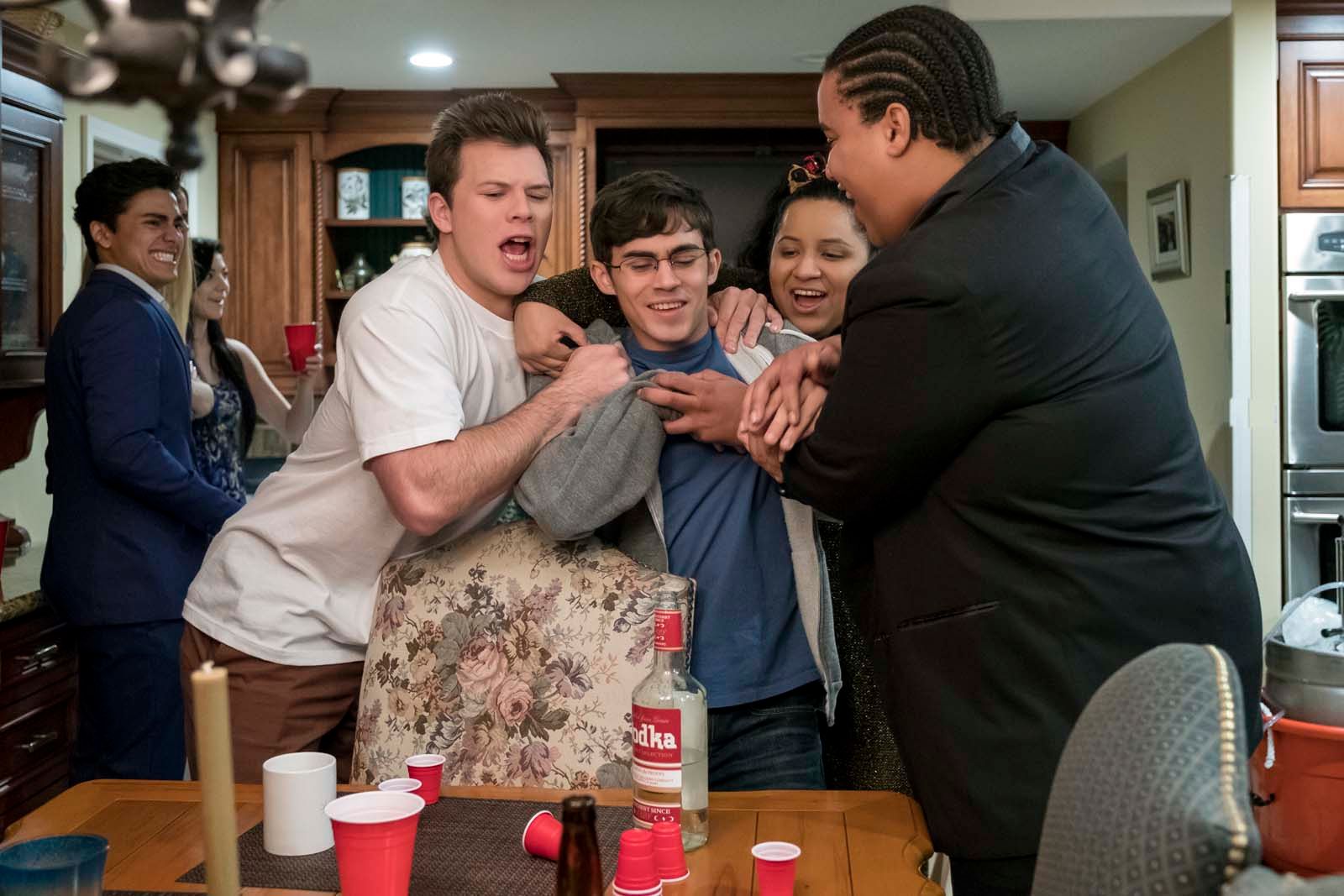 Films Et Séries Tv Avec Tyler Alvarez American Vandal : Photo Jimmy Tatro, Tyler Alvarez - 17 sur 25 - AlloCiné