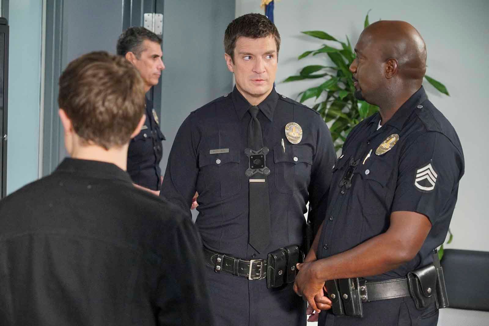 The Rookie : Le Flic De Los Angeles Saison 5 The Rookie : le flic de Los Angeles : Photo Nathan Fillion, Richard T