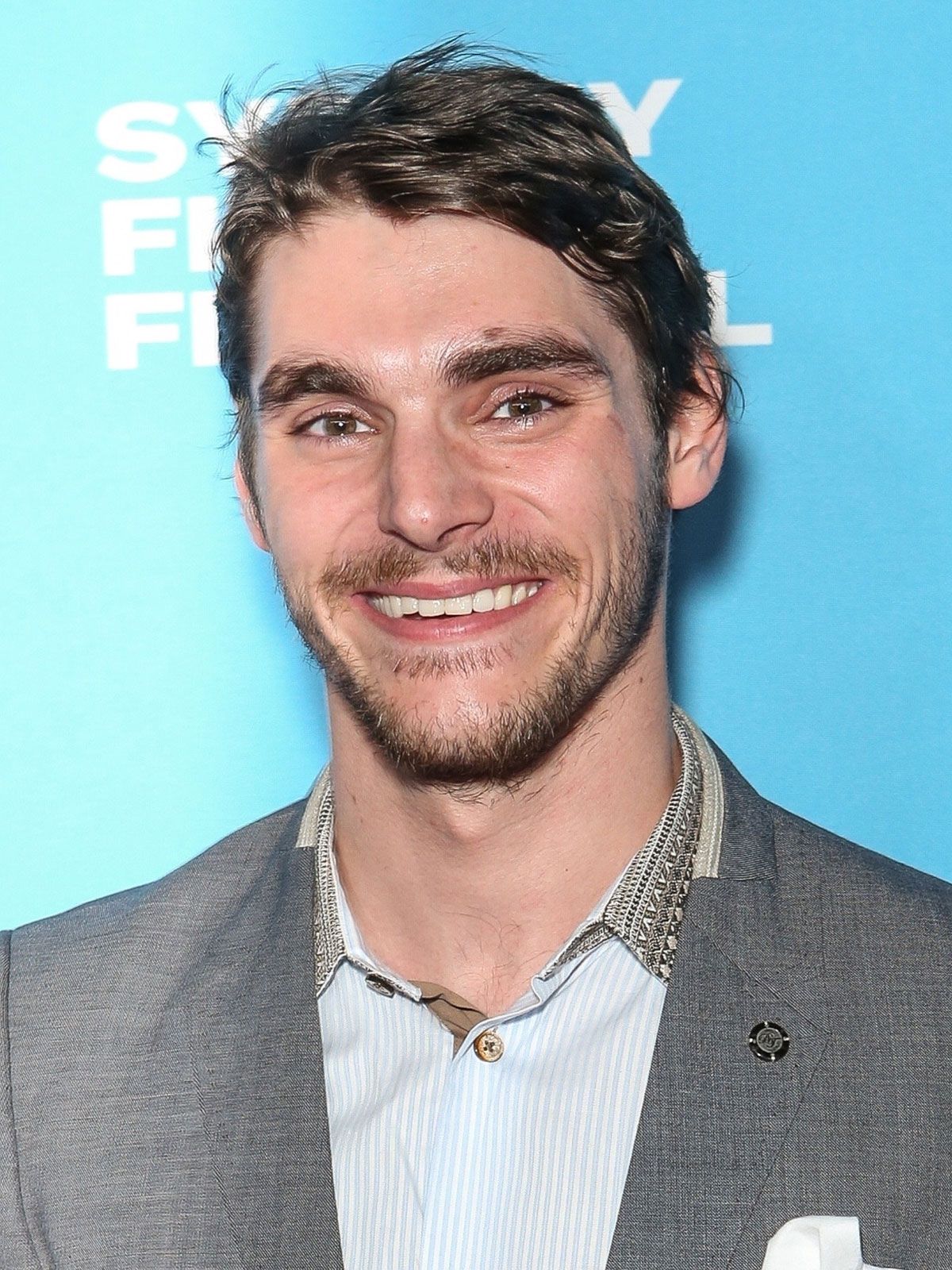 RJ Mitte AlloCiné