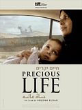 Photo : Precious Life Photo : Precious Life