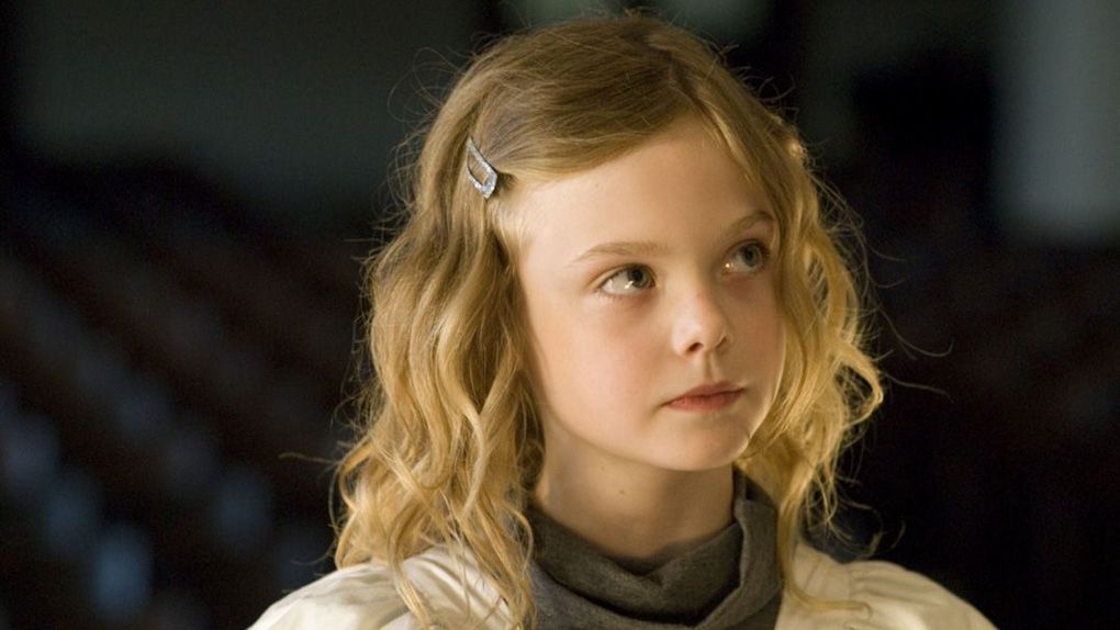 Films Et Séries Tv Avec Elle Fanning Elle Fanning a 20 ans : pourquoi elle est LA comédienne à suivre - AlloCiné