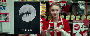 Tusk : Lily Rose, la fille de Johnny Depp et Vanessa Paradis, fait ses débuts au cinéma Tusk : Lily Rose, la fille de Johnny Depp et Vanessa Paradis, fait ses débuts au cinéma
