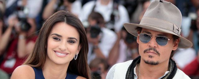 Le Crime De L Orient Express Penelope Cruz Retrouve Johnny Depp Actus Cine Allocine
