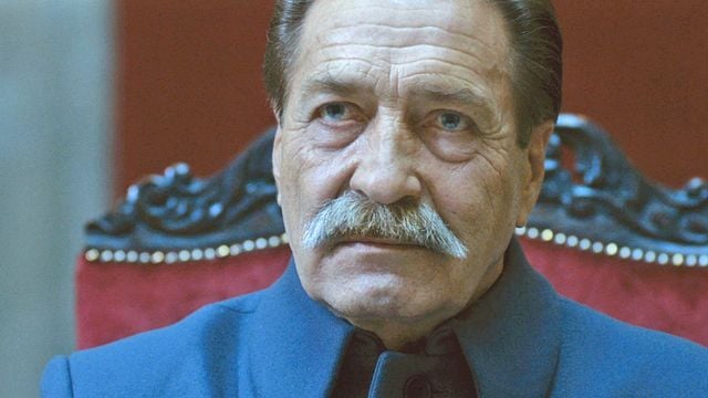 <strong>Le Vieux qui ne voulait pas fêter son anniversaire</strong> Bande-annonce VF