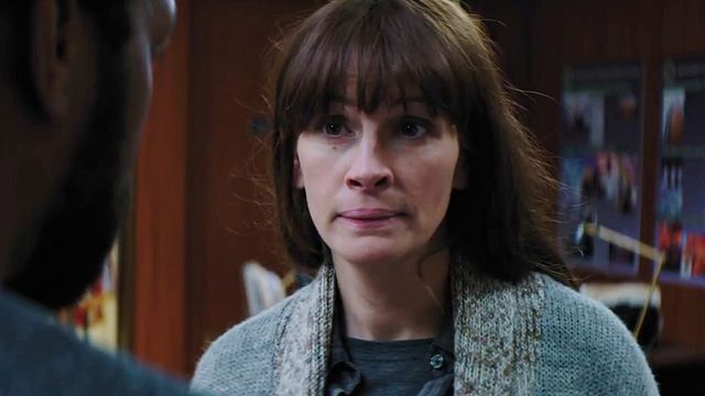 Aux yeux de tous Bande-annonce VO