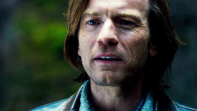 Un traître idéal Bande-annonce VO