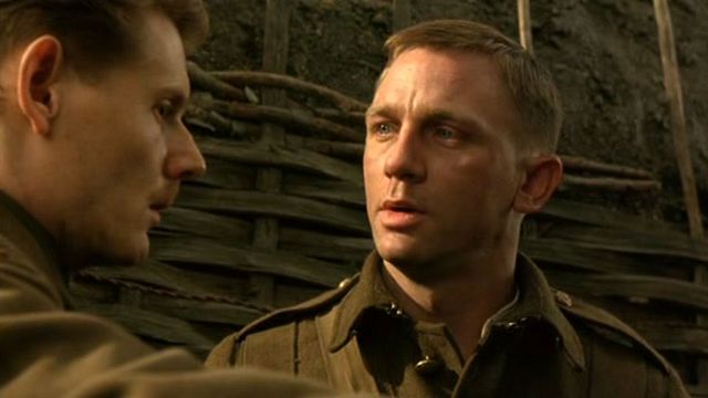 La Tranchée Bande-annonce VO