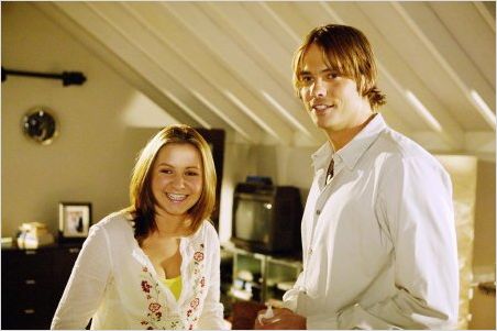 7 à la maison : photo Barry Watson, Beverley Mitchell