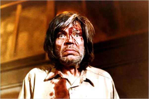 Le Crocodile de la mort : Photo Neville Brand, Tobe Hooper