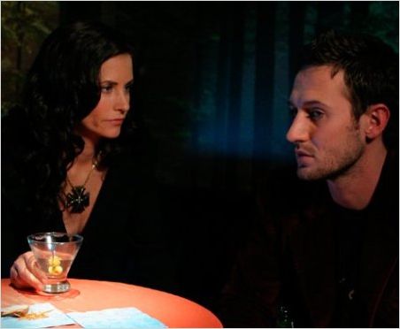 Dirt : photo Courteney Cox, Josh Stewart