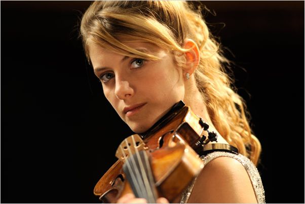 Le Concert : photo Mélanie Laurent, Radu Mihaileanu